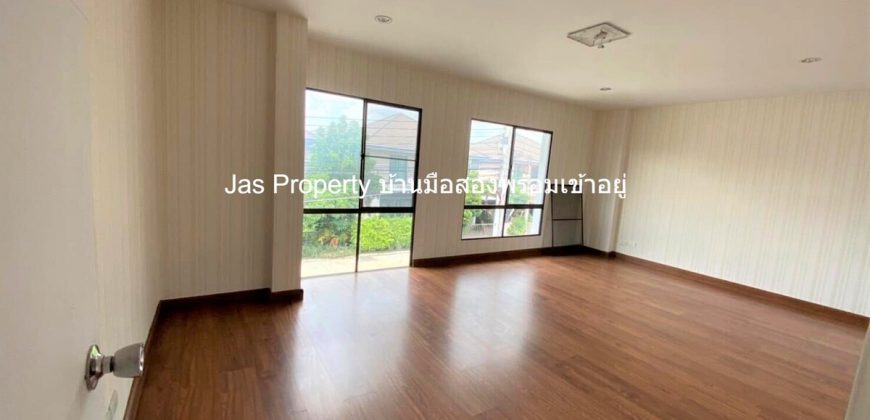 Siam High Ville, Khlong Luang, Erawan