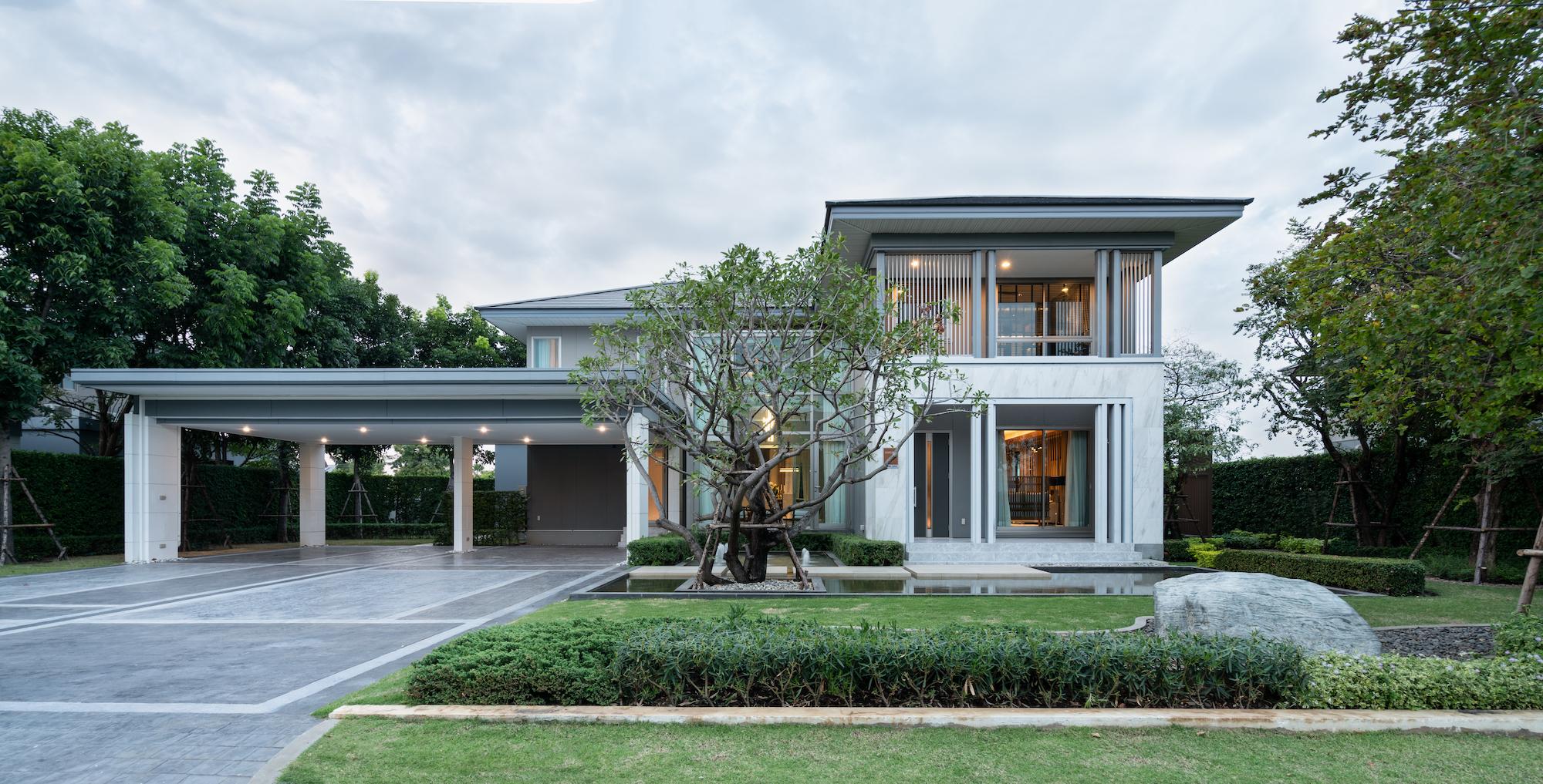 Perfect Masterpiece (The Signature) Rama 9 – Krungthep Kreetha