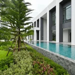 ESTON LATKRABANG - SUVARNABHUMI