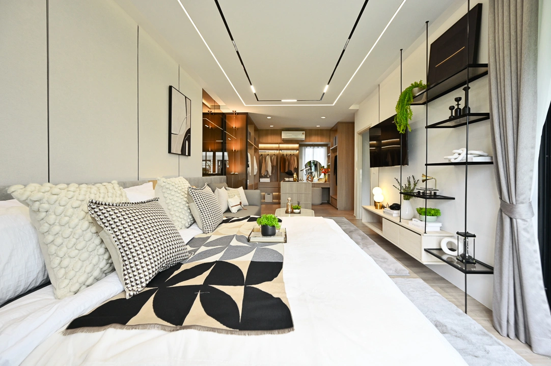 ESTON LATKRABANG - SUVARNABHUMI