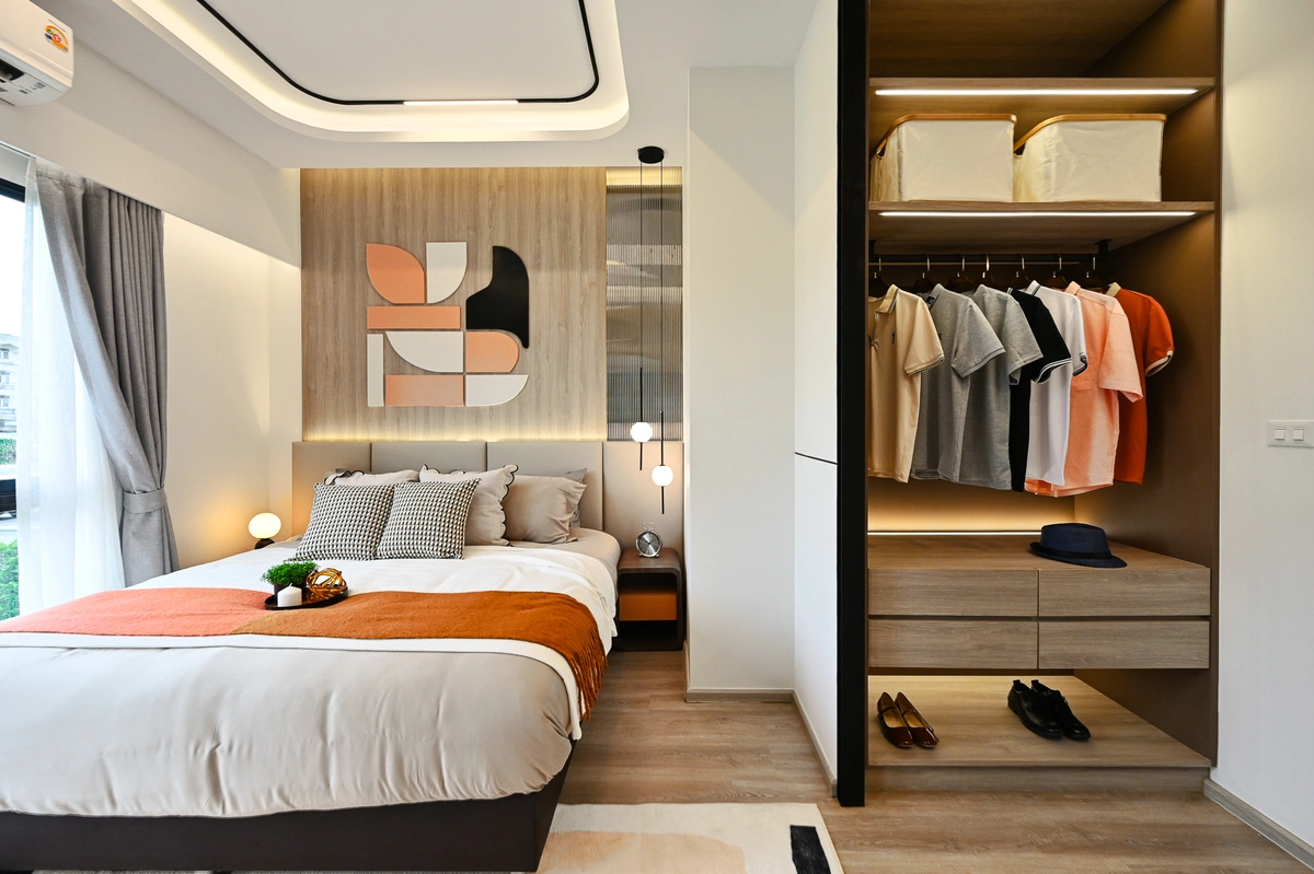 ESTON LATKRABANG - SUVARNABHUMI