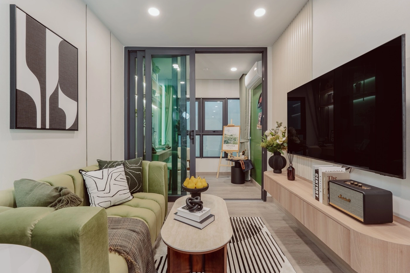 การตกแต่งภายในห้องนั่งเล่น คอนโด Supalai Sense เขารัง ภูเก็ต